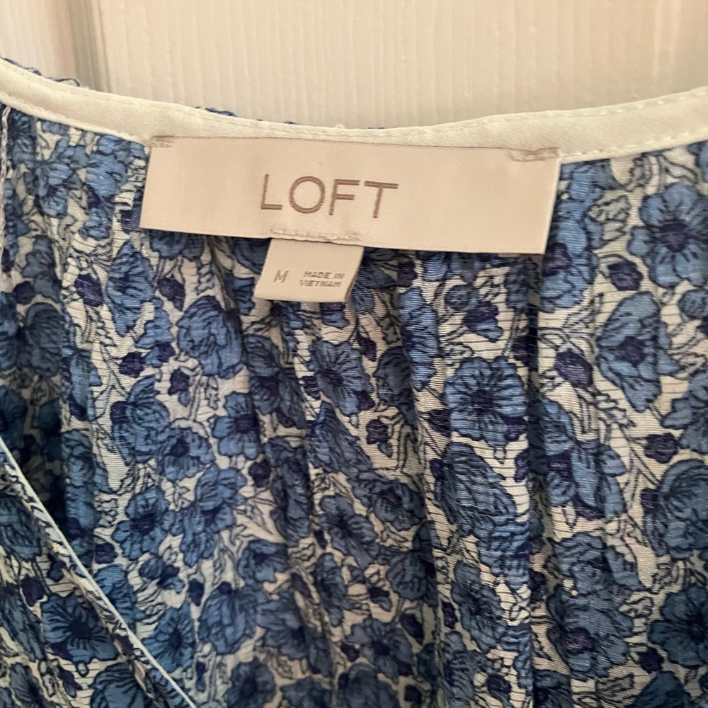 LOFT Blue Floral Print Top